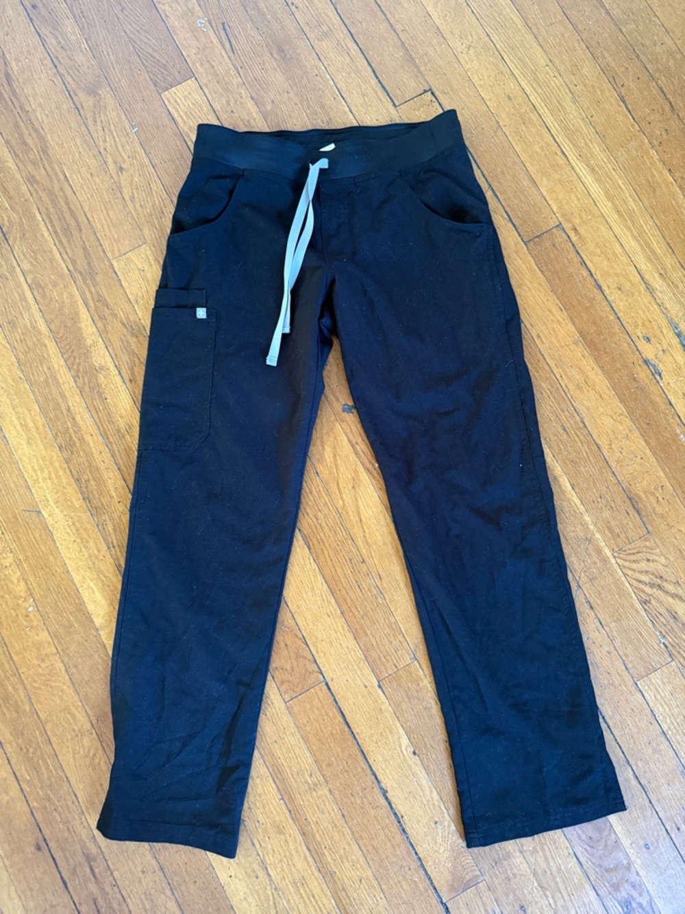 Figs Black Straight Leg Scrub Pants with Gray Drawstring